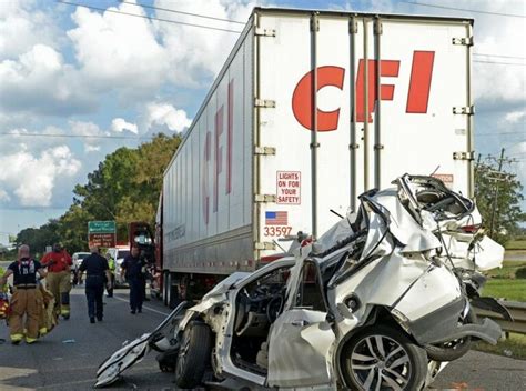 Best 18 Wheeler Truck Accident Lawyer Houston Texas