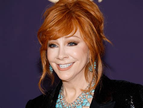 Reba Mcentire Shares More Sitcom Details