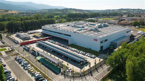 Abb E Mobility Opens Its Largest Dc Fast Charger Production Facility In