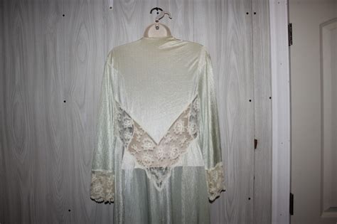 Vintage Miss Elaine Sheer Green Chiffon Peignoir Robe Gem