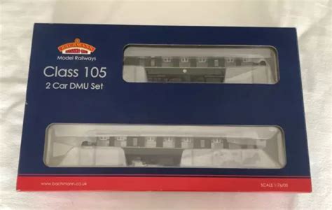 BACHMANN BRANCHLINE 31 327 Class 105 2 Car DMU In BR Green DCC