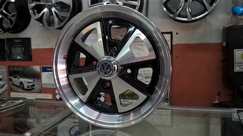 Roda Aro 15 Esportiva Vw Fusca Kr R84 4x130 R 1 360 00 Em Mercado Livre