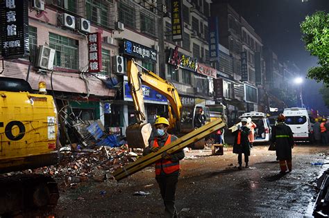 湖南长沙居民自建房倒塌事故初核23人被困39人失联 滚动新闻 中国政府网