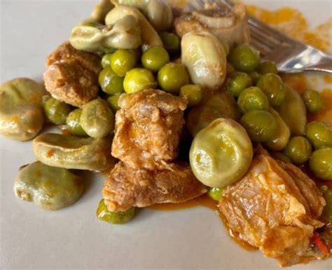 Favas Guisadas Com Enchidos E Entrecosto De Porco Eggas