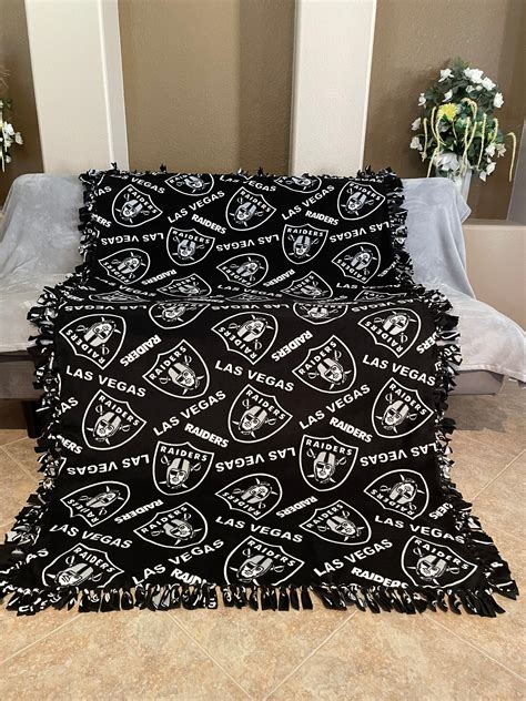 Raiders blanket – Artofit