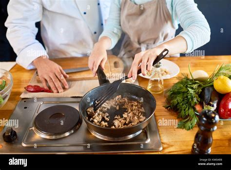 Champignons pour la cuisine Banque de photographies et dimages à haute