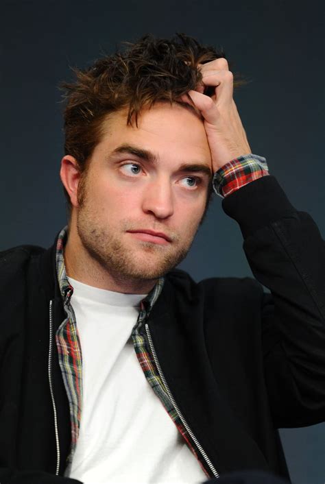 Hot Robert Pattinson Pictures PS Celebrity