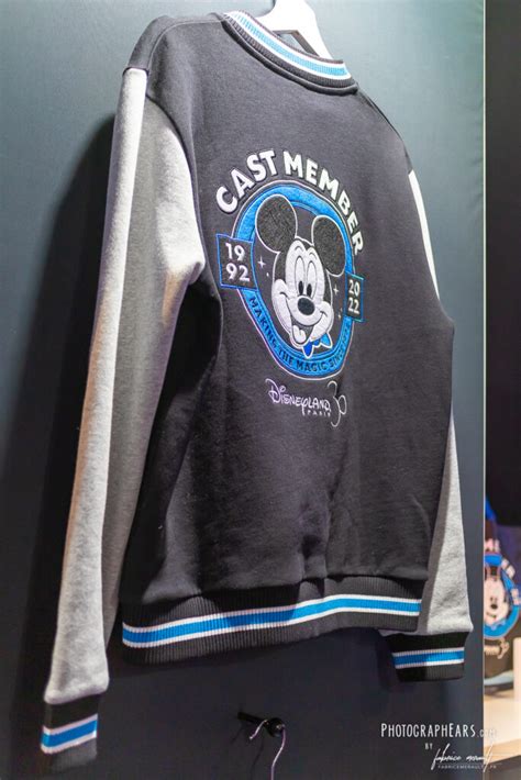 Cast Members Exclusive Collection Ans De Disneyland Paris