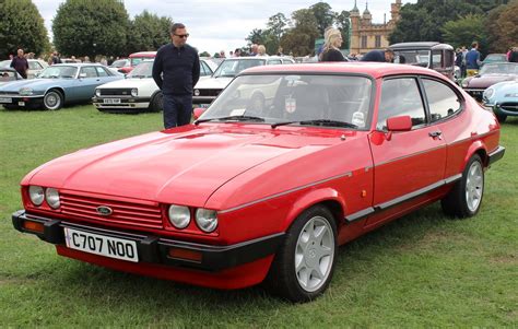 C707 NOO 1 1986 Ford Capri 2 8 Injection Special Nivek Old Gold