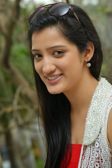 DESI ACTRESS PICTURES Richa Panai Hot Wallpapers Desipixer