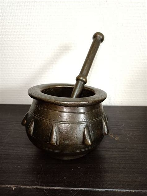 Mortar With Pestle Bronze Patinated 17th Century Catawiki