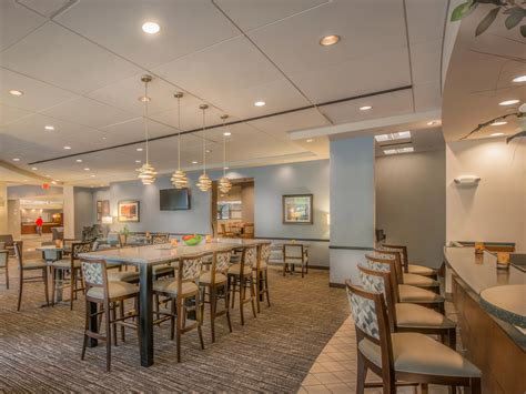Hotels in Ballston, Arlington | Holiday Inn Arlington at Ballston