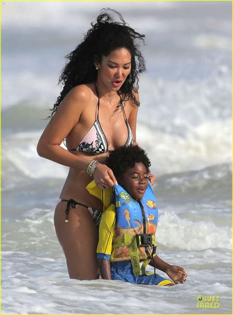 Kimora Lee Simmons Sexy Bikini Mama In St Barts Photo 3017753