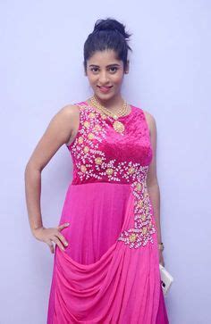Gayatri Gupta Hot Pics Armpits Images Trisha Photos Actress Pics Dress