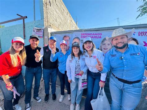 Hija De Xochitl Gálvez Acompaña A Candidatos En Recorrido El Bordo