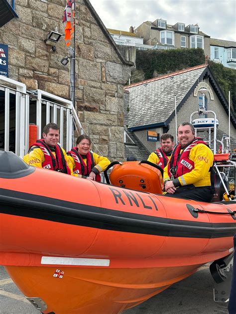 Newquay Rnli Volunteer Lifeboat Crew Welcomes Brand New B Class