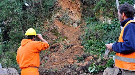 Maltempo Un Altra Frana Nel Lecchese Chiusa La Strada Provinciale 65