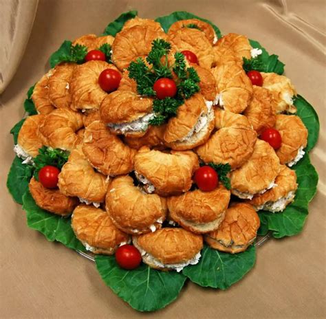 37 Party Food Platters And Easy Snack Trays To Feed A Crowd Or Small Group On A Budget