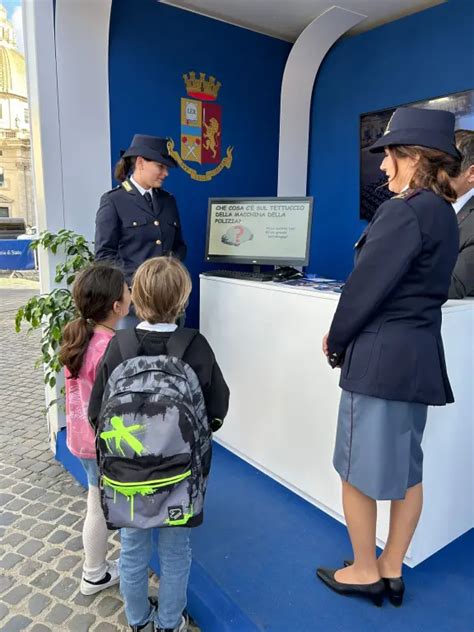 Le Immagini Del Villaggio Della Legalit Polizia Di Stato