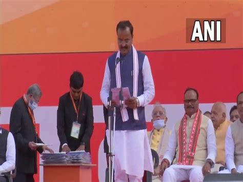 Keshav Prasad Maurya Takes Oath As Deputy Cm Of Uttar Pradesh