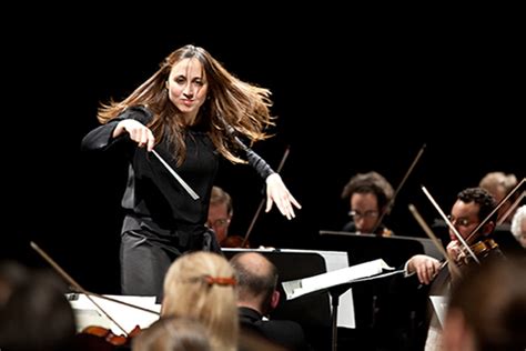 The Best Living Female Conductors Classical Orchestra Conductor Classical Music