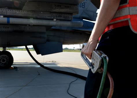 US Airmen Support First Ever Hot Pit Refuel In Poland Spangdahlem Air Base Article Display