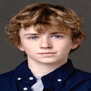 Walker Scobell Birthday, Real Name, Age, Weight, Height, Family, Facts, Contact Details ...