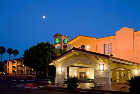 Chula Vista Hotels With 18+ Check-In - Hotels For 18 Year Olds