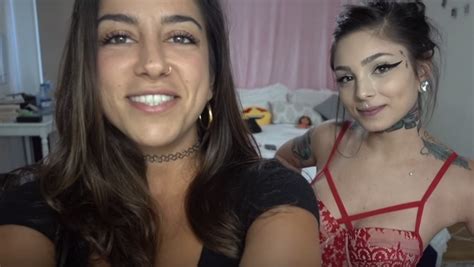 Watch Behind The Scenes Footage Of The Threesome This Youtube Vlogger Had With A Hottie She Met