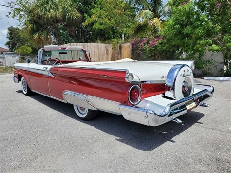 1959 Ford Galaxie 500 Sunliner Convertible