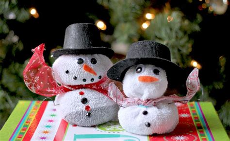 Easy adorable snowman craft