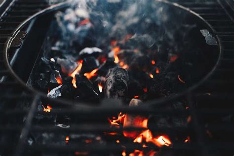 5 Essential Steps To Rescue Your Kamado Joe From The Grime