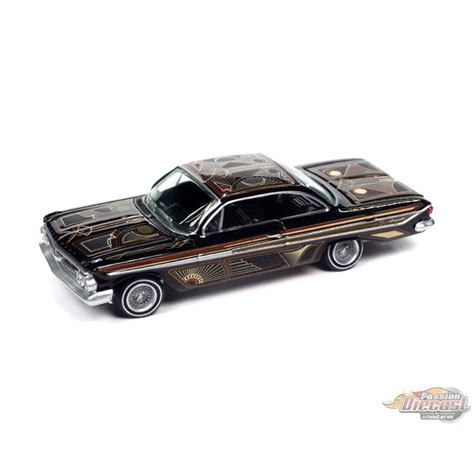 Lowriders Chevrolet Impala With American Diorama Figure Limited