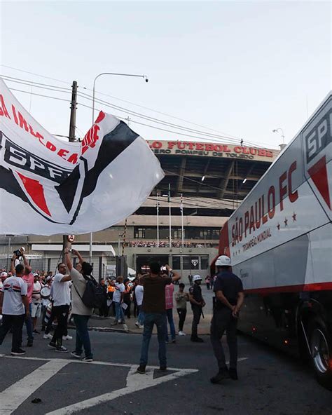 São Paulo FC on Twitter Recepcionado pela TorcidaQueConduz o