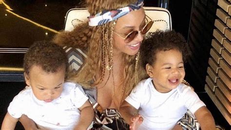 √ Jay Z Kids Ages / Beyonce Jay Z S Kids See Cutest Family Photos ...