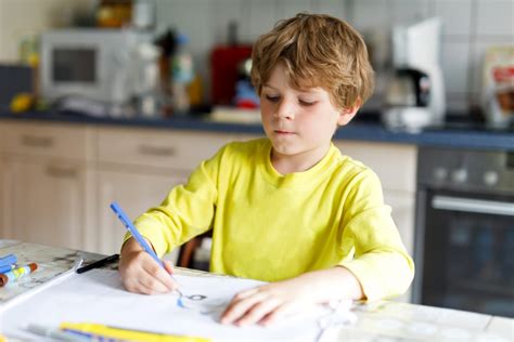 3 conseils pour aider votre enfant à améliorer son écriture L école