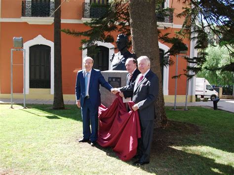 La Fundación Caja Rural del Sur dona a Huelva un monumento dedicado al