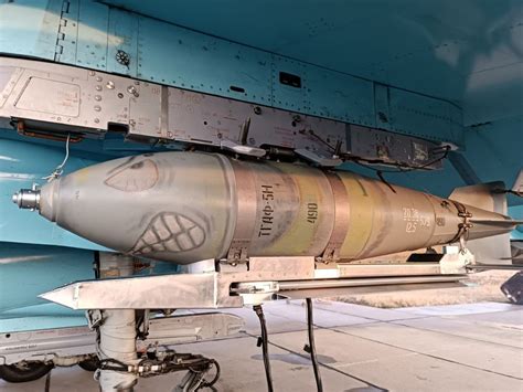 loaded  su  fighter images  russian fab   bomb  wing