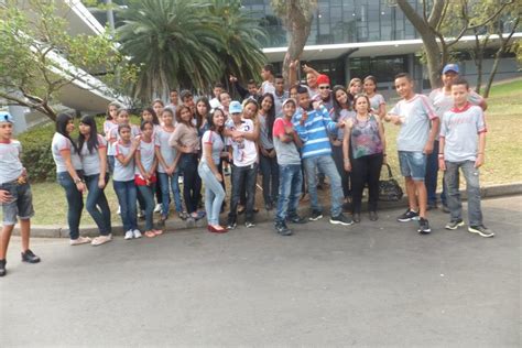 Escola Joaquim Gonçalves Ferreira Da Silva - 9