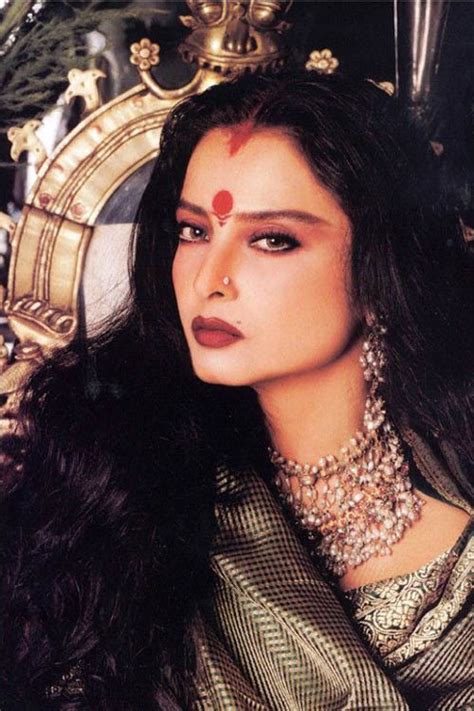 Bollywood Women: Bollywood Actress - Rekha Ganesan