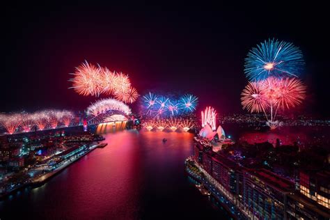 Sydney Train Industrial Action Causes Delays Threatens New Years Eve