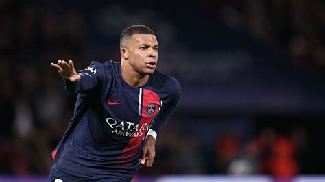 Kylian Mbappé brise le silence en bleu mais refuse de parler de son