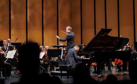 Review: The Dallas Chamber Symphony performs a gripping Beethoven ...