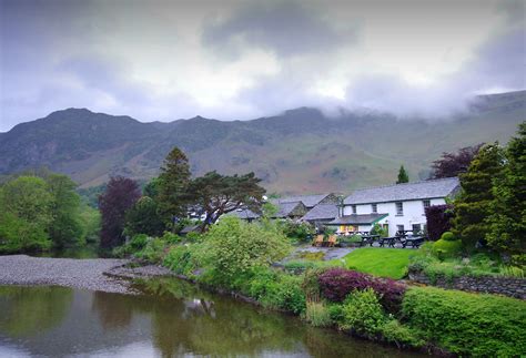 Grange in Borrowdale, Lake District, England (Photo: H. Travis) | Lake ...