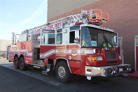 1701 Flagstaff Fire Department - 1998 Pierce Quantum Aerial ...