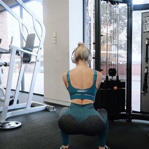 Madalin Giorgetta On Instagram “testing Out New Gymshark And Yup Squat Proof 😎 This Is A