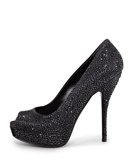 Gucci Sofia Etoile Crystal Pump