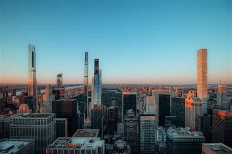 Skyline De Nueva York Con Central Park De Fondo En La Puesta De Sol