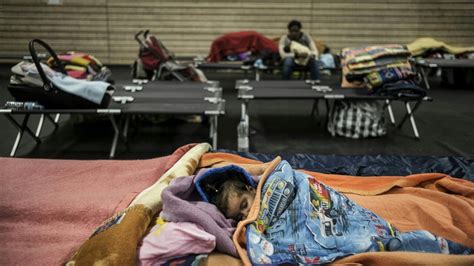 En France, plus d'un enfant sur cinq vit sous le seuil de pauvreté ...