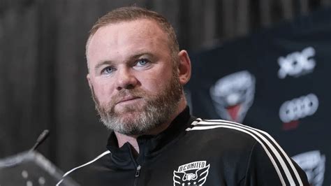 Wayne Rooney Ingin Susul Gerard Ke Arab Saudi Kulit Bundar